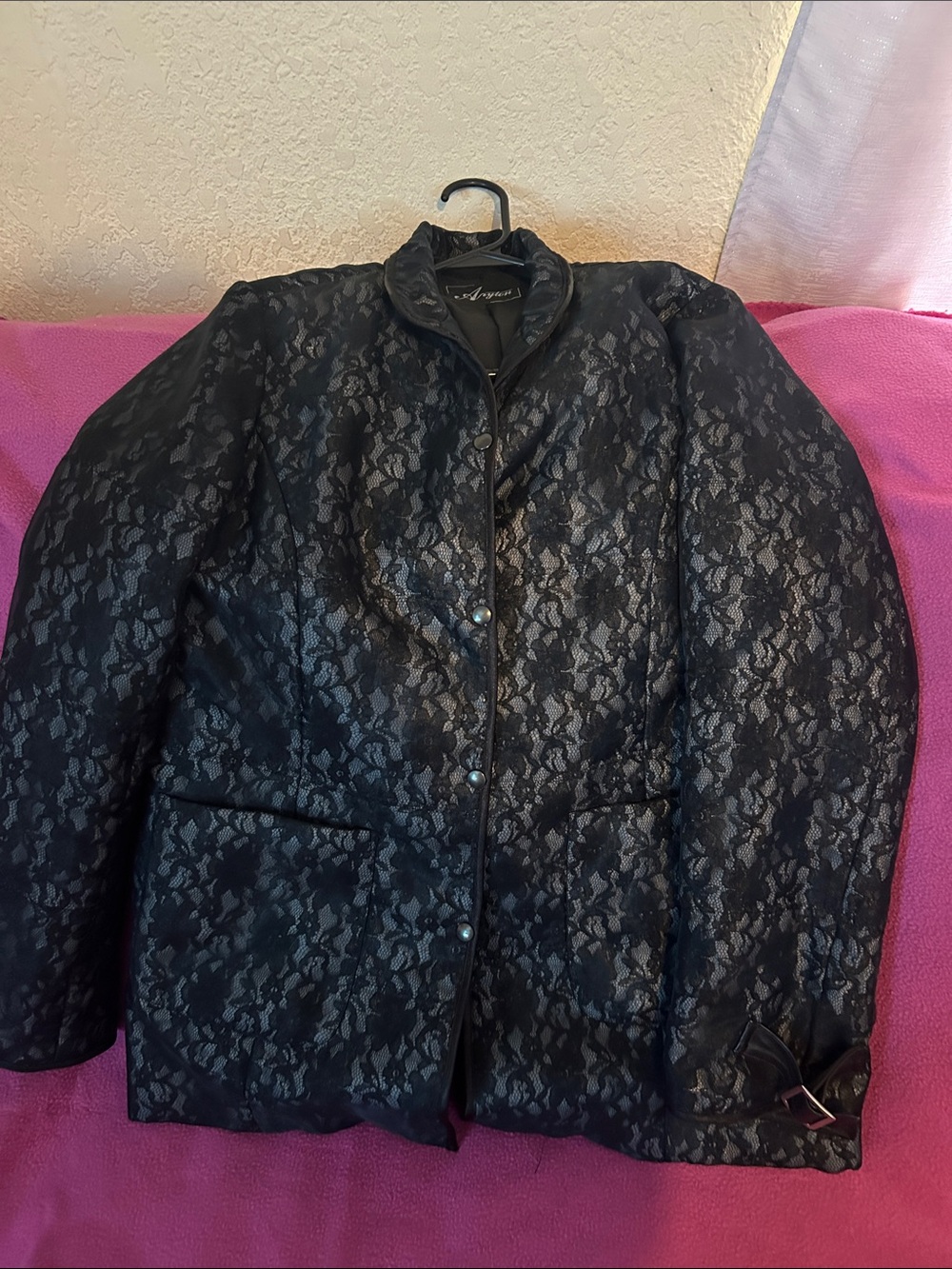 Women's Black Lace-Overlay Quilted Puffer Jacket